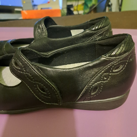 Aravon Women's Shoes - Picture 7 of 12